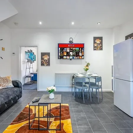 *372kr* For Your Relaxed & Cosy + Free Parking + Free Fast Wifi * Apartment