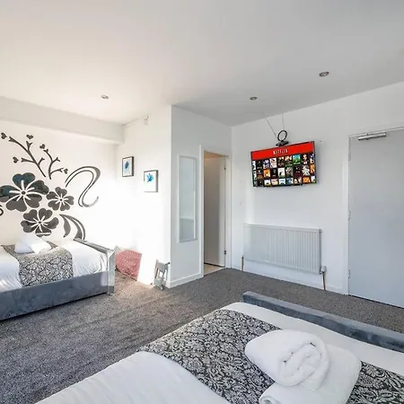 Apartment *372kr* For Your Relaxed & Cosy + Free Parking + Free Fast Wifi * Leeds (West Yorkshire)